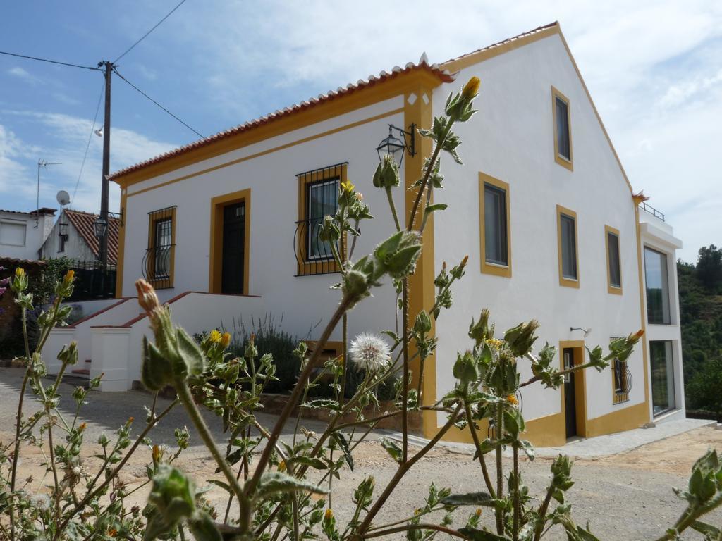 Gasthaus Quinta Da Eira Velha Aldeia do Mato  Exterior foto